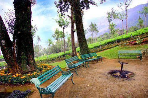 Oak Field Resort Munnar Ngoại thất bức ảnh
